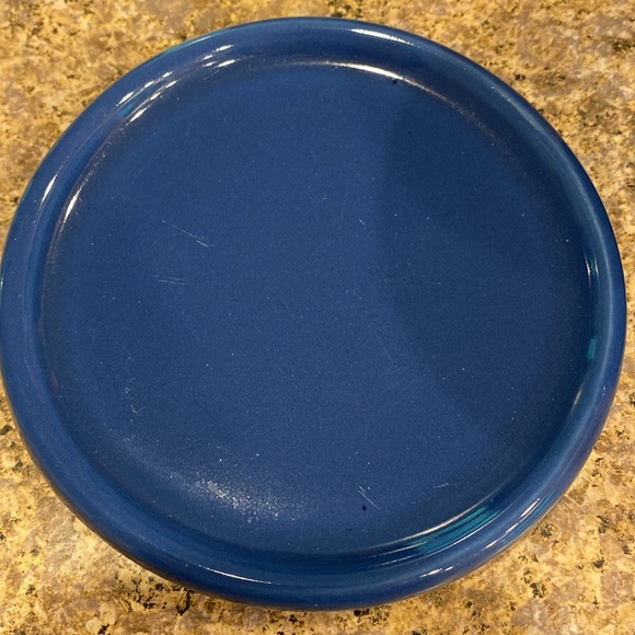 Longaberger Pint Crock With Lid / Coaster Cornflower Blue Pottery - Picture 3 of 17